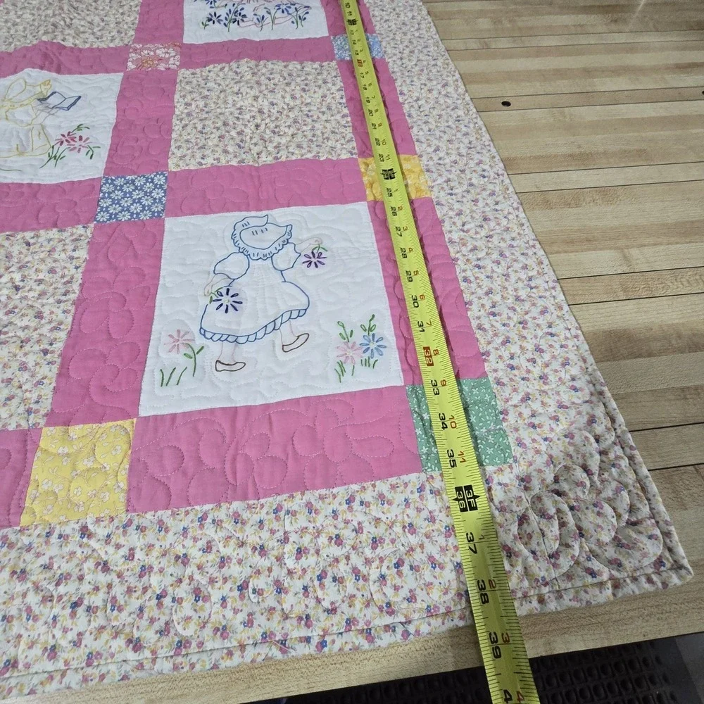 Vintage Crib Quilt Sunbonnet Pink Calico Floral Embroidered Baby Size 38